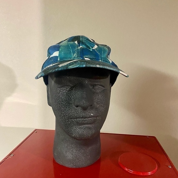 H & M tropical print hat with palm leaves - Picture 5 of 6